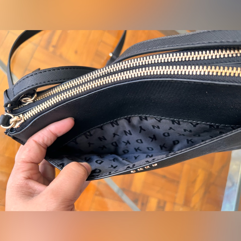 DKNY bag black new - Picture 6 of 10